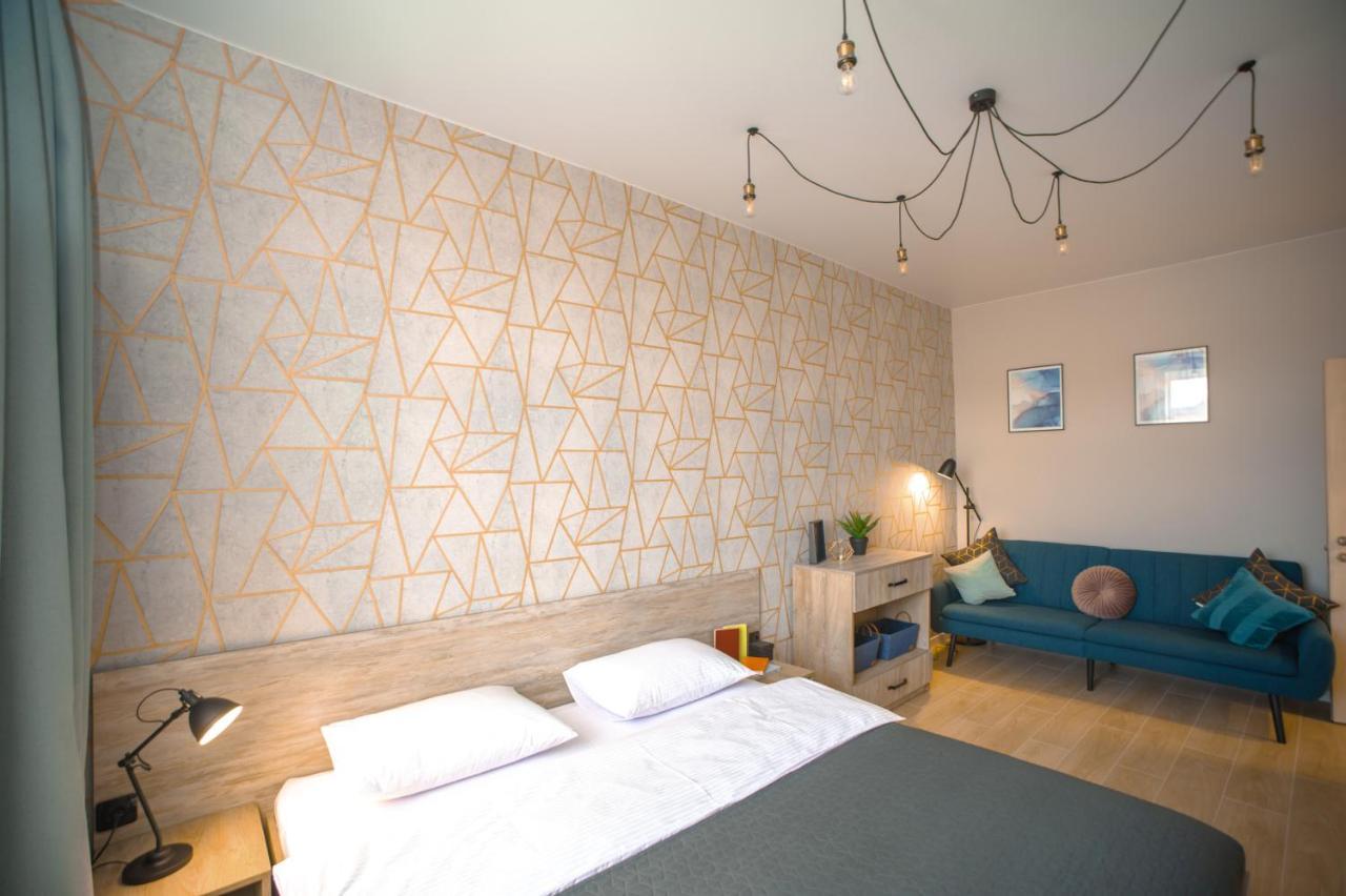 3 Bedroom, 2 Bathroom Apartment Near Forum Lvov Exteriér fotografie