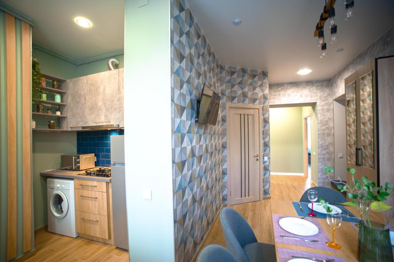 3 Bedroom, 2 Bathroom Apartment Near Forum Lvov Exteriér fotografie